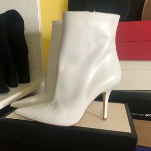 Zara white booties